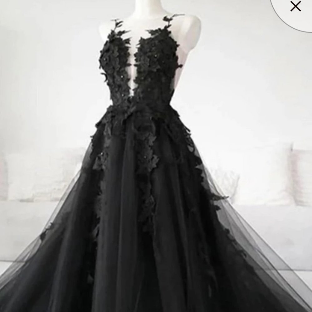 Tulle Sleeveless Brush Train Ball Gown
